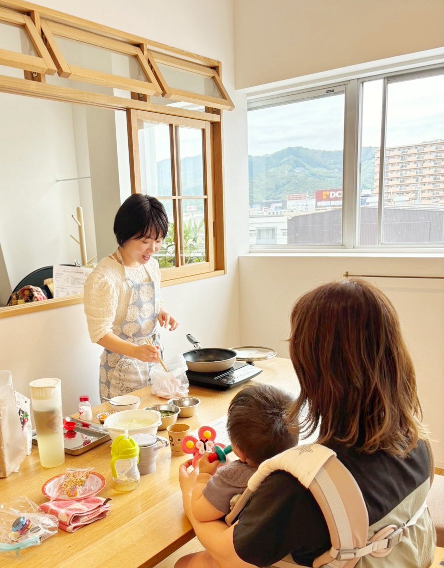 親子に料理を伝えるおぐらのぞみさん